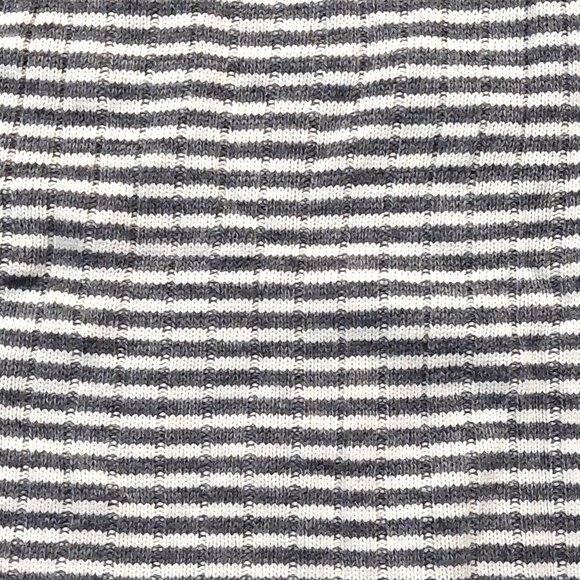 Vintage 1940s-1950s White Grey Stripe Short Sleeve Knit Crewneck Sweater Top - Picture 7 of 7